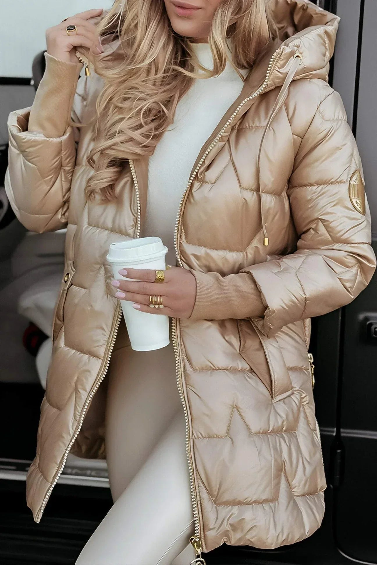 Elvira™ | Cappotto invernale elegante con cappuccio