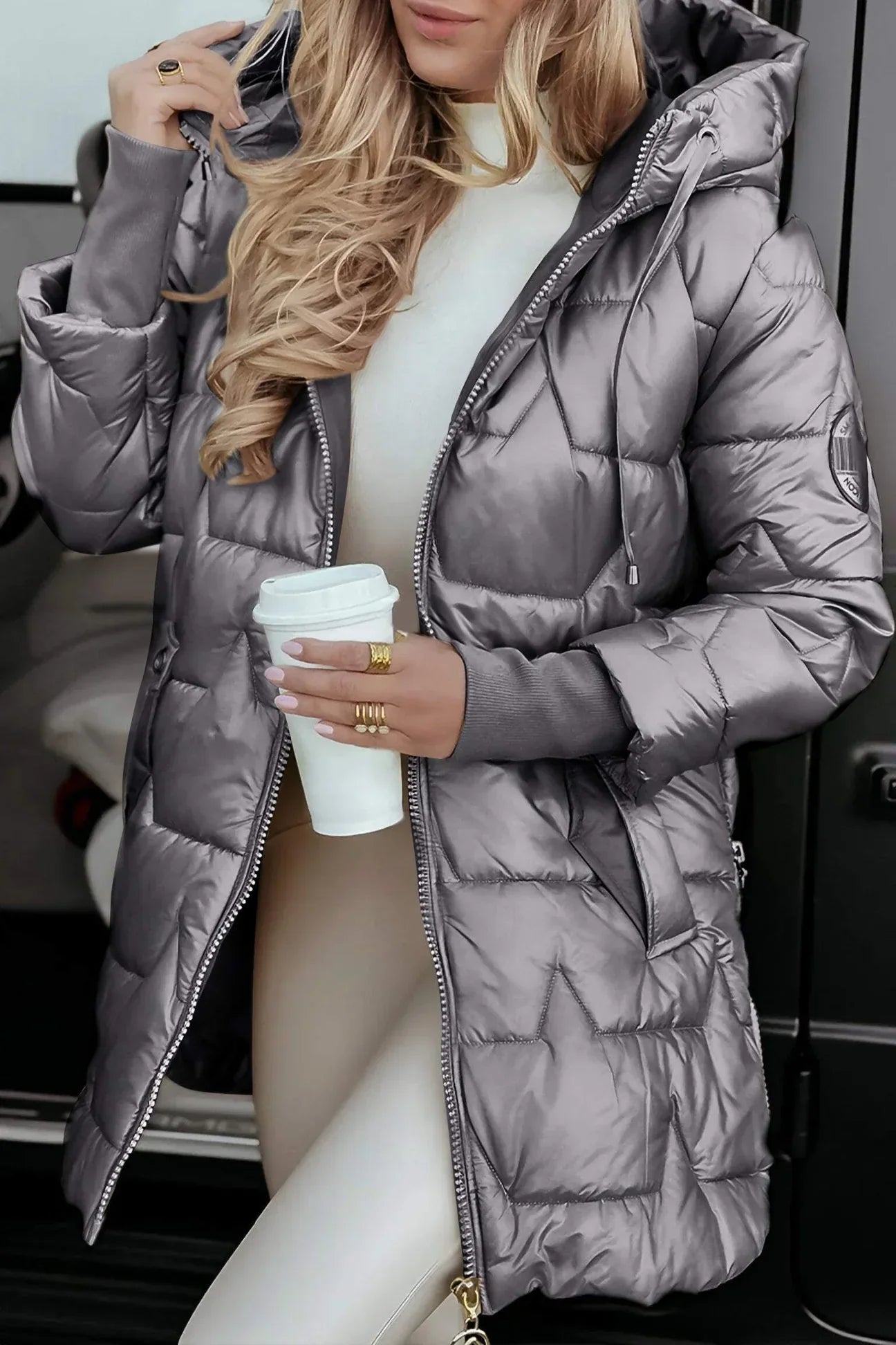 Elvira™ | Cappotto invernale elegante con cappuccio