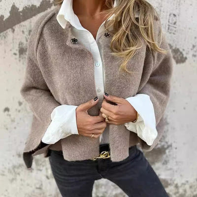 Carlotta | Giacca corta con maniche eleganti e svasate