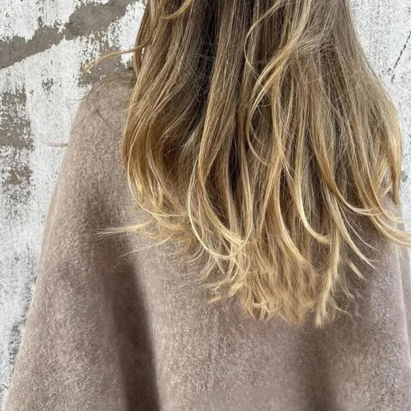 Carlotta | Giacca corta con maniche eleganti e svasate